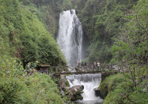 Peguche Falls and San Pablo Lake
